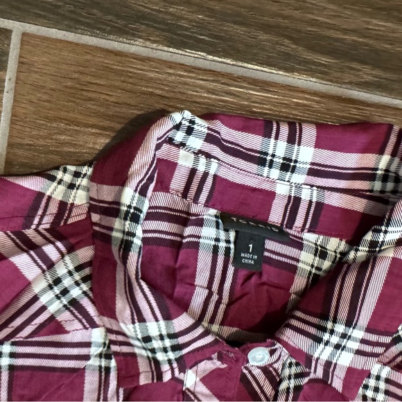 Torrid Challis Button-Down Long Sleeve Shirt Size 1X - Picture 9 of 10